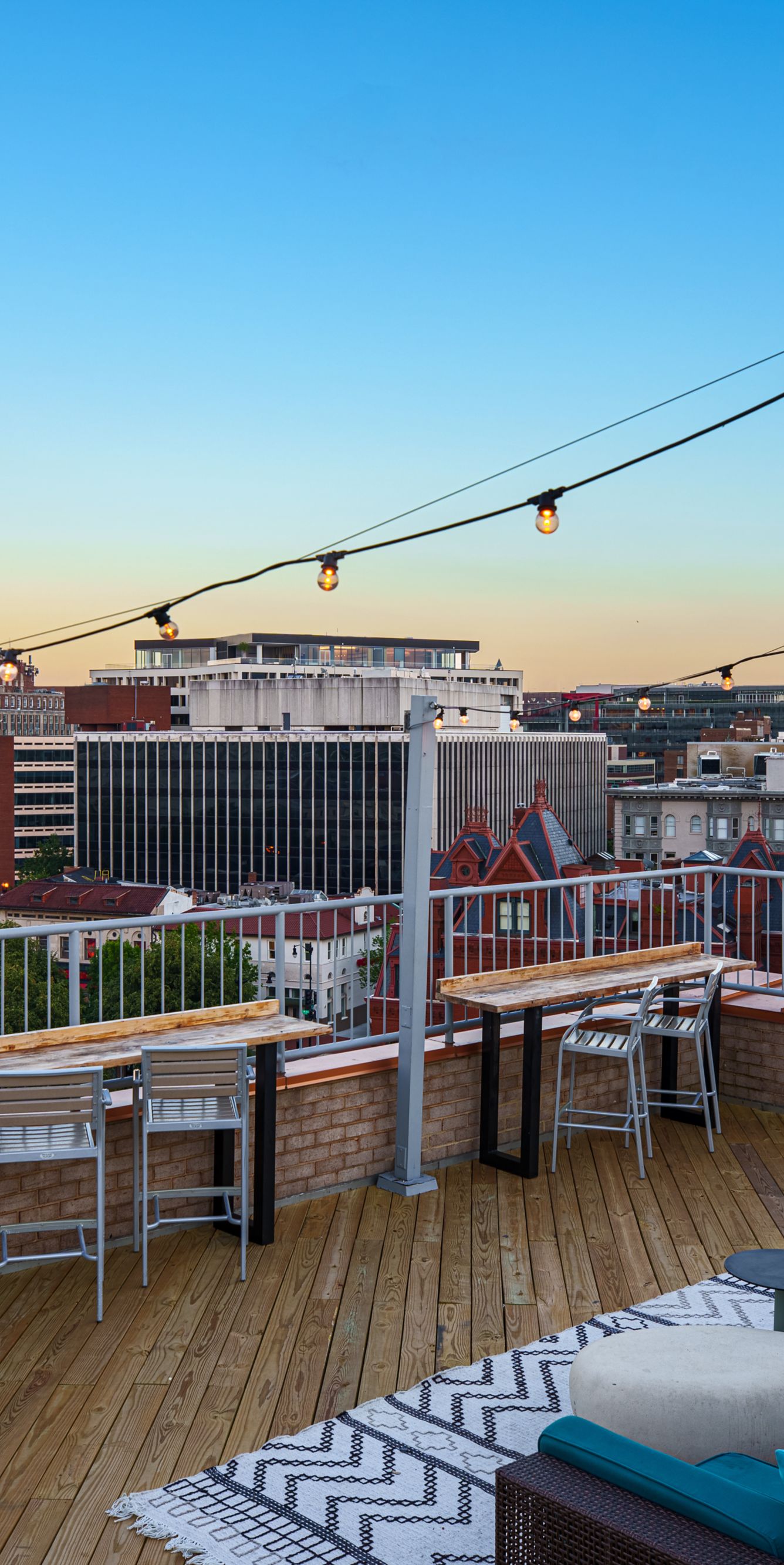 Washington D.C. Outdoor Dining The Ven at Embassy Row