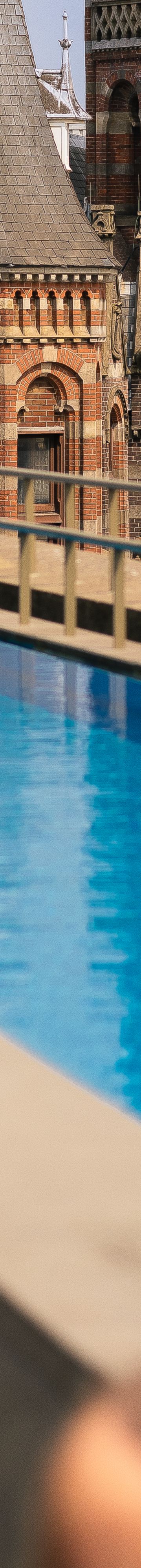 Model drink at pool 24414