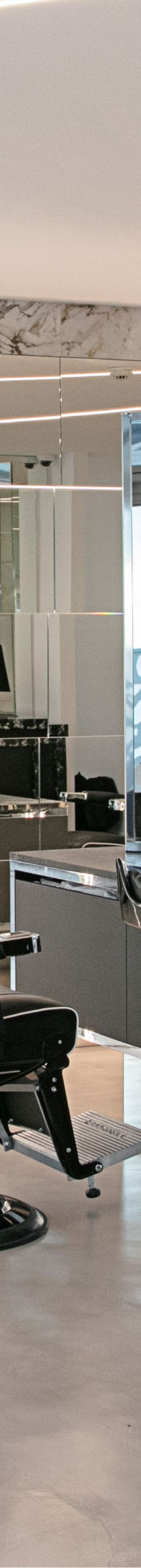 Salon and Barber 19853