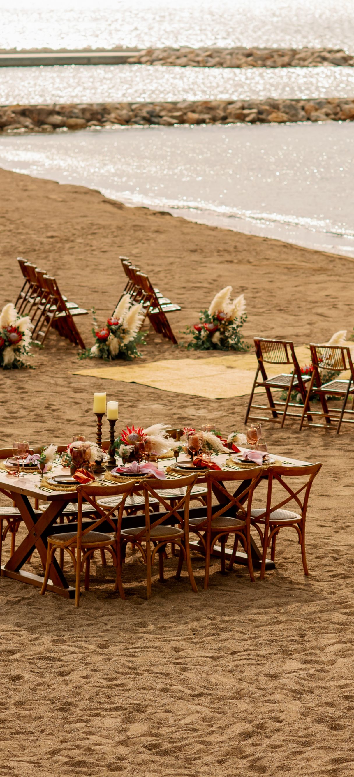 Outdoor wedding tables