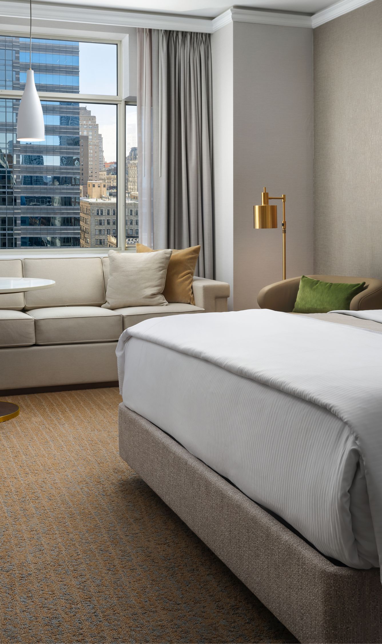 King guest room with sofa bed