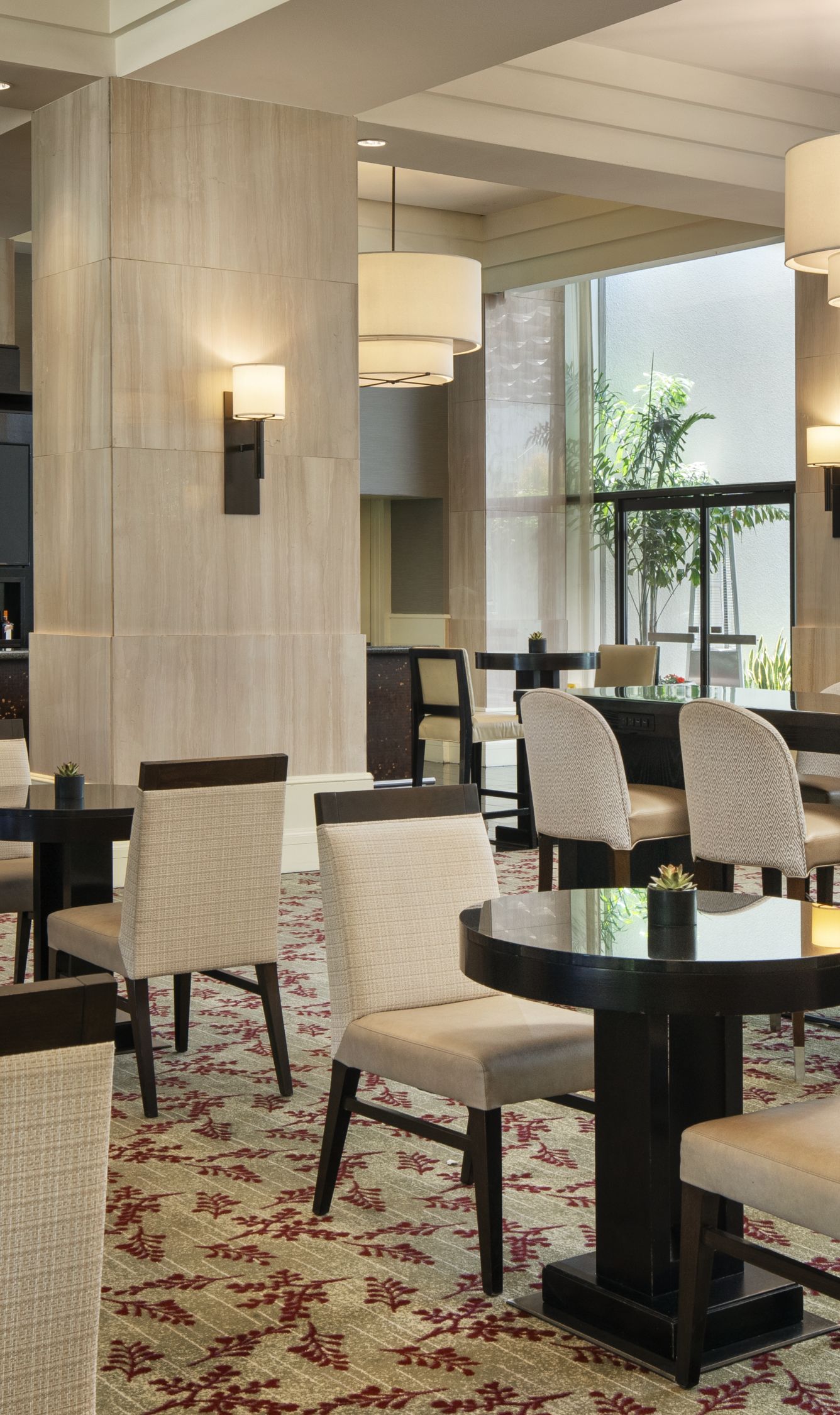South Coast Plaza Access Suite Lounge: Everything You Need to Know