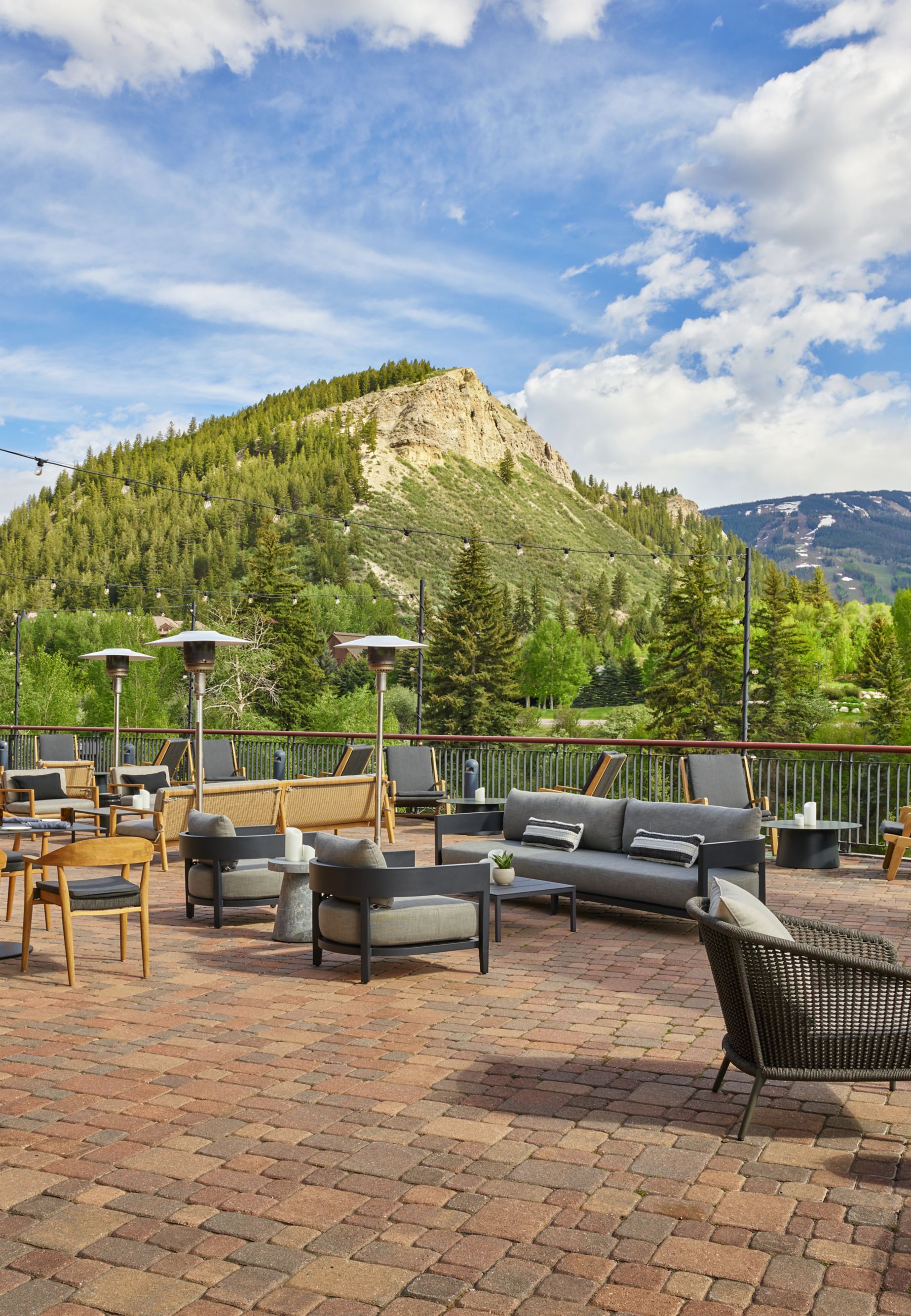 pet friendly hotels in avon colorado