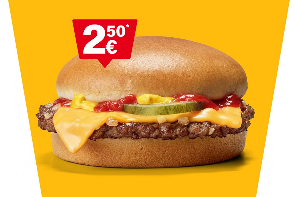 Man sieht einen Cheeseburger für 2,50 €