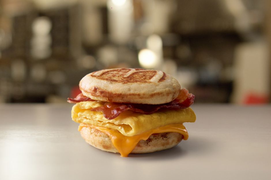 Aprende más sobre Bacon, Egg & Cheese McGriddles®