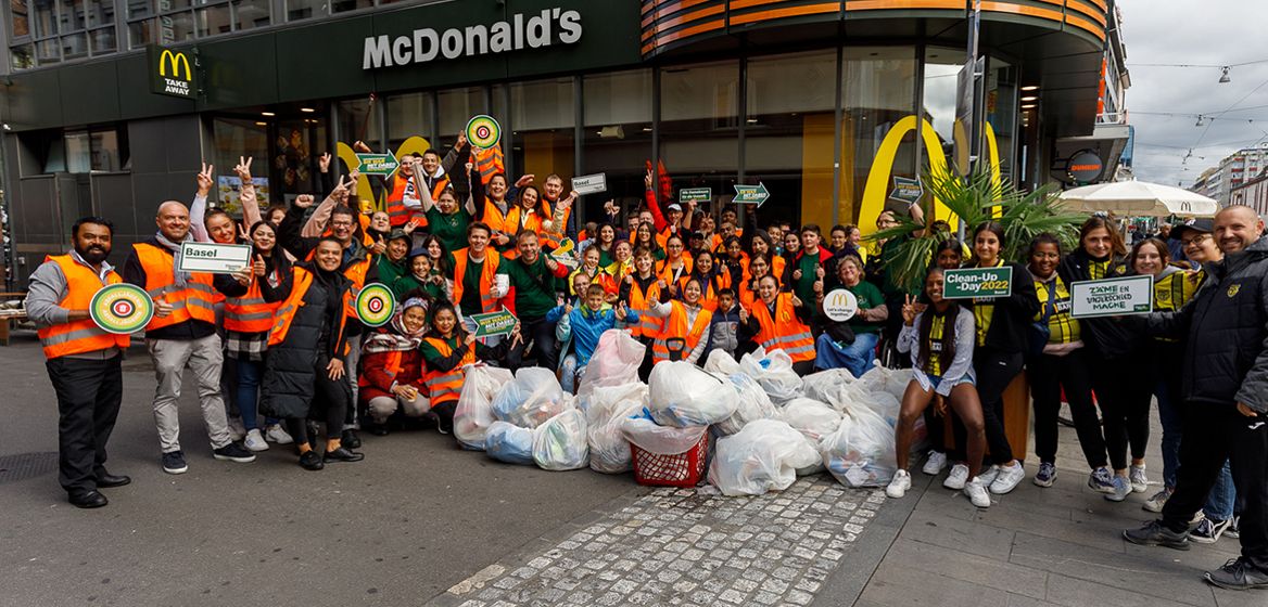 Macdonald's Clean up day