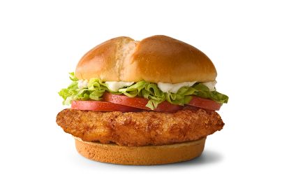 Deluxe McCrispy Chicken Sandwich Combo Meal McDonald's, 51% OFF