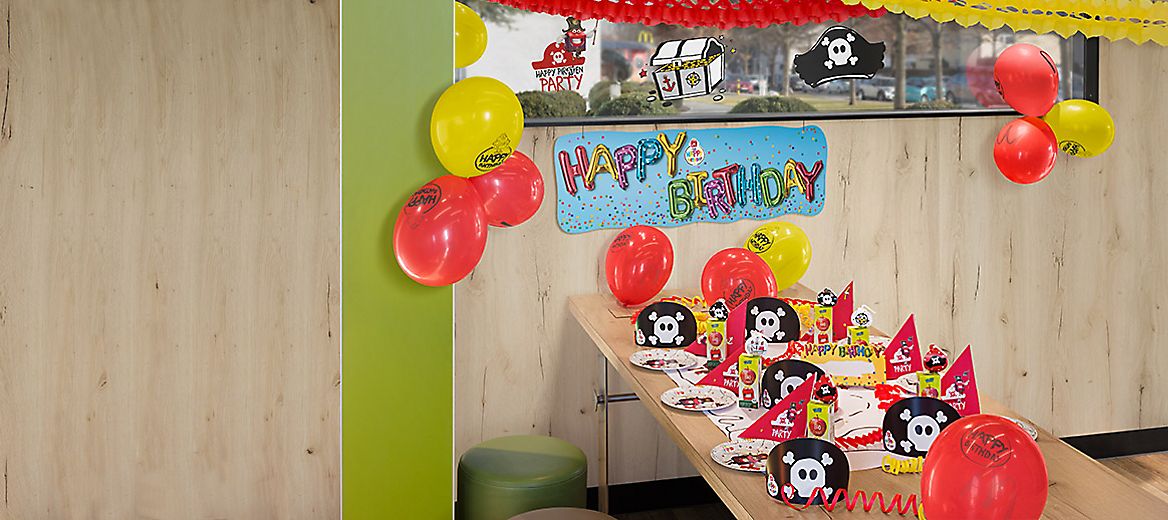 Beispiel McDonald’s Kindergeburtstagsdekoration zum Motto „Happy Piraten“.