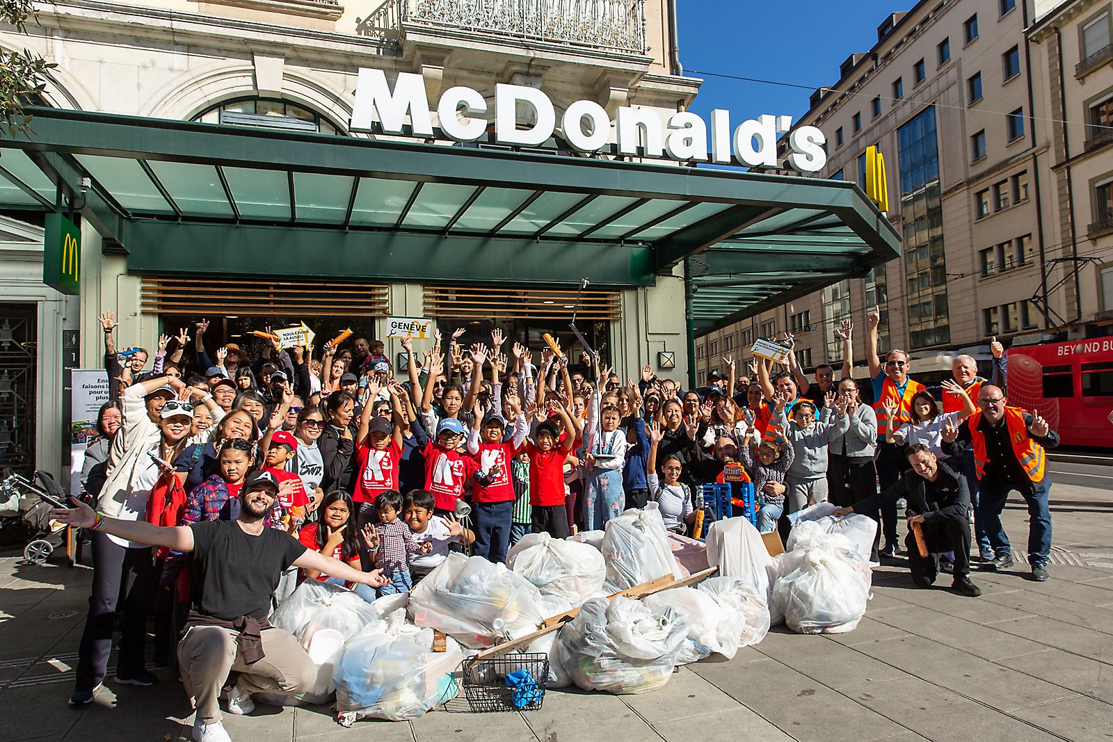 Participants au McDonald's Clean-Up-Day 2026