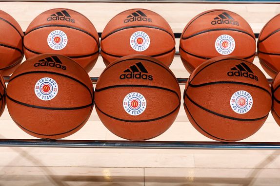 CHICAGO, IL - MARCH 28: Basketballs on a rack during the McDonalds High School All American Jam Fest on March 28, 2022 during the Powerade Jam Fest at the Wintrust Arena. Photo by Brian Spurlock/Icon Sportswire)