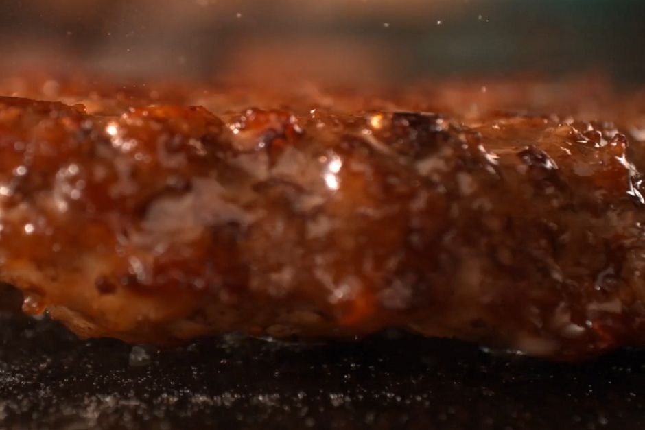 四盎司安格斯牛肉