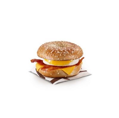 Sesame Bacon ‘N Egg Bagel