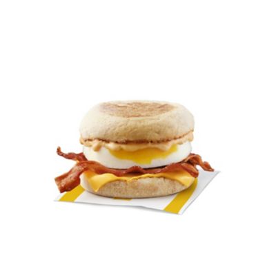 Frank’s RedHot® Creamy Garlic Bacon ‘N Egg McMuffin