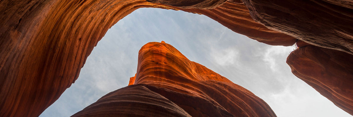 desert-rock-low-angle