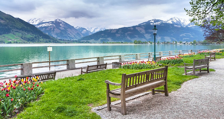 Trumps Veers From Iran Off-Ramp