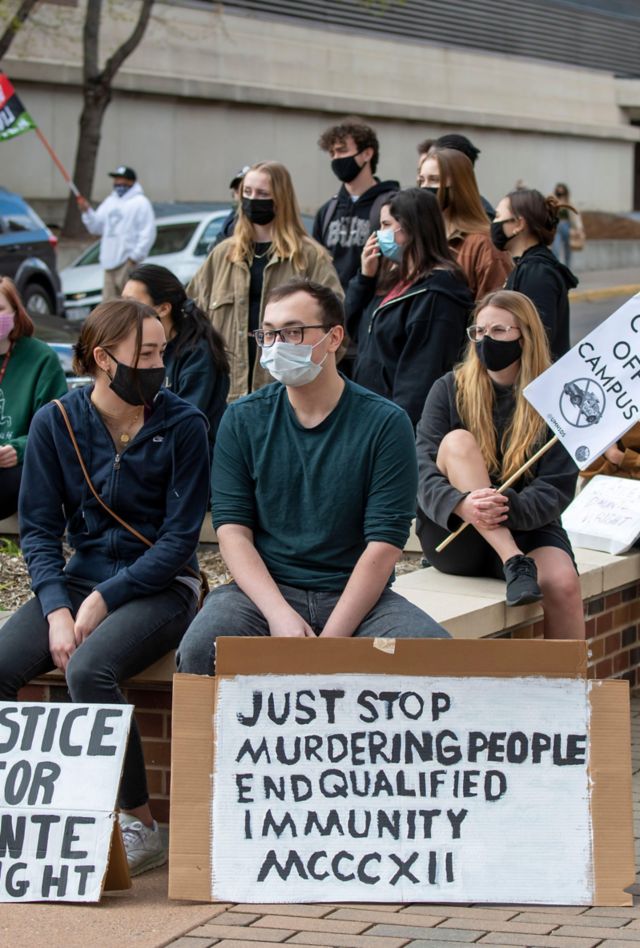 2FA3EE1 Minneapolis, Minnesota. University of Minnesota students gathered at the UMPD station to end the deployment of UMPD to quell protesters in Brooklyn Ce