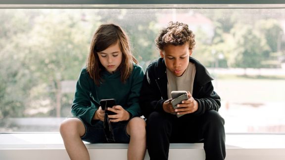As the First Social Media Ban Begins, We’re Measuring Its Impact on Kids