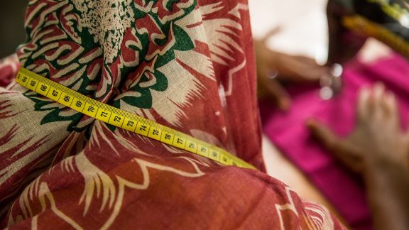 Bangladesh Apparel Industry Study Reveals Hidden Human Rights Risks in Supply Chains