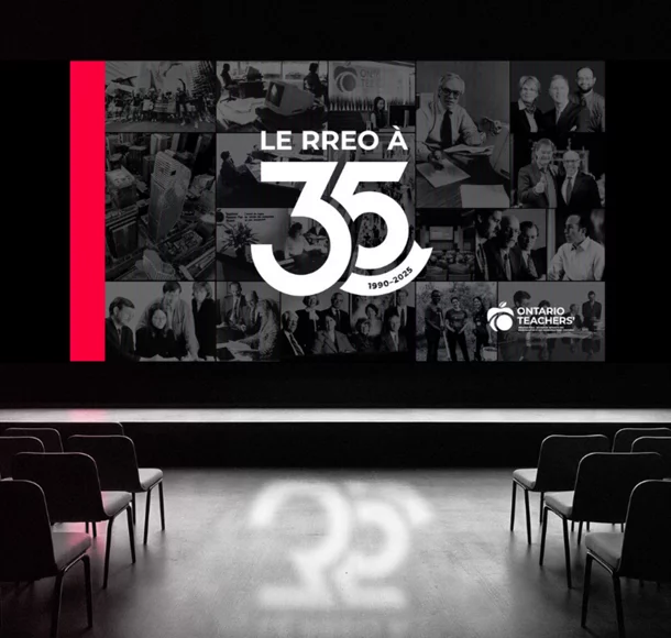 Présentation projetée sur scène