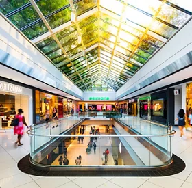 Interior of the CF Rideau Centre in Ottawa