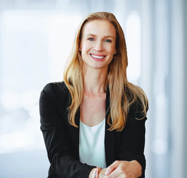 Portrait photo of Anna Murray