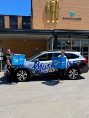 Muscatell Subaru Shares the Love With Their Community