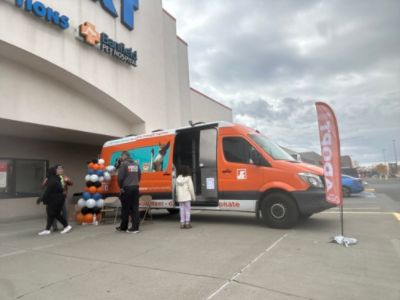 Subaru Loves Pets at Spokane Humane Society