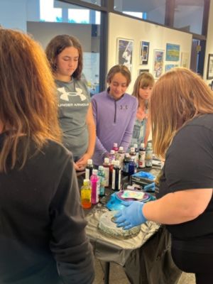 Studio 23–Free Art Fridays