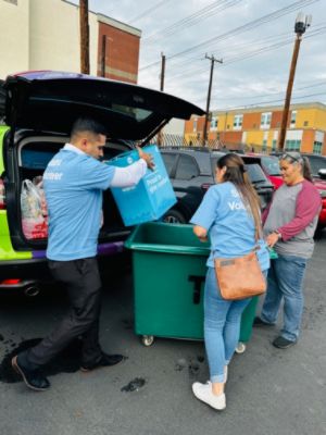 North Park Subaru Brings Warmth and Hope to families at Haven for Hope.