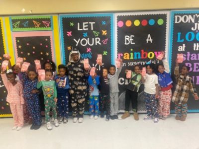 Paul Moak Subaru Celebrates Adopted School's A Rating!