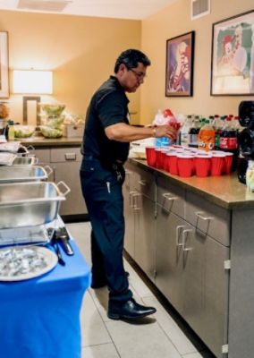 Ronald McDonald House Families Enjoy a Meal of Love Courtesy of DCH Subaru