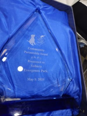 SSHS Honors Subaru Evergreen Park with their Community Partnership Award!