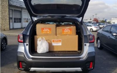 Walker's Renton Subaru Donates Pet Supplies