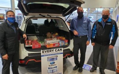 Rogers Subaru helps Refill Area Food Banks