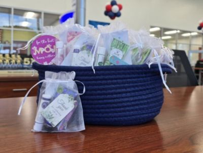 Superior Subaru of Houston Celebrates Mother’s Day with 100 Complimentary Gifts