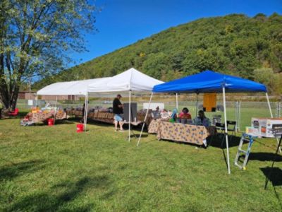 Ed Shults of Warren and Woofington Dog Park Loves Pets!