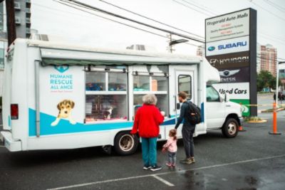 Fitzgerald Subaru of Rockville Loves Pets with HRA!