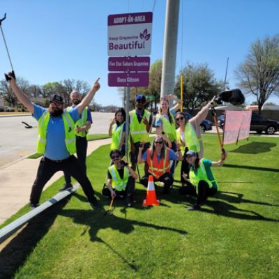 Keep Grapevine Beautiful/ Five Star Subaru Loves the Earth GIVES Grant