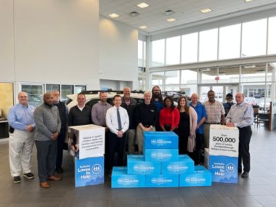 Paul Moak Subaru Loves to Help Local Donation to Gateway Rescue Mission