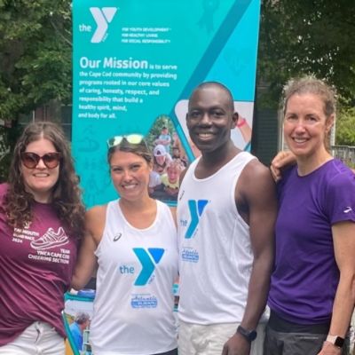 Subaru Sponsors Y runners in premier Falmouth Road Race
