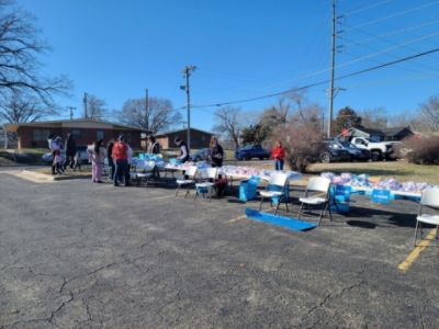 Briggs Subaru & United Way Team Up For Subaru Loves To Help