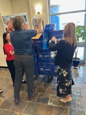 Spreading Joy at Maimonides Cancer Center