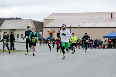 802 Subaru Supports Granite City 5K in Honor of Veterans