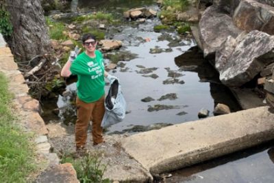 Earth Day Clean Up in the Heart of Arkansas