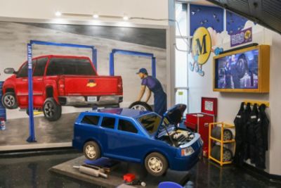 The Discovery Center-Matty's Garage