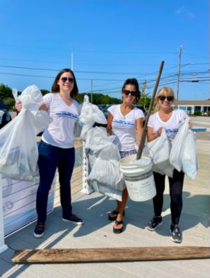 Holmgren Subaru Helps Clean Connecticut’s Beaches