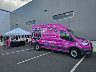 Premier loves Pets Adoption Event