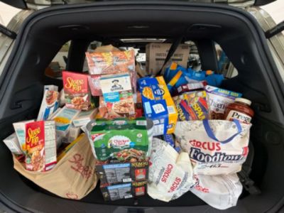 Circle Subaru Helps Fill a Forester to Fight Hunger.