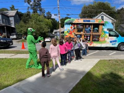 Brattleboro Subaru Shares Some Love with Green Street School