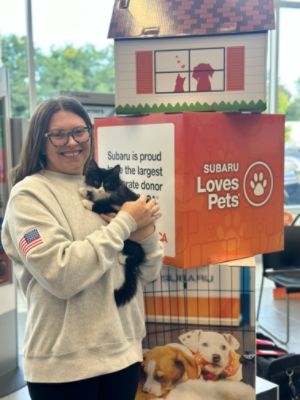 Subaru hosts Adoption Event for Friends Forever Animal Rescue 